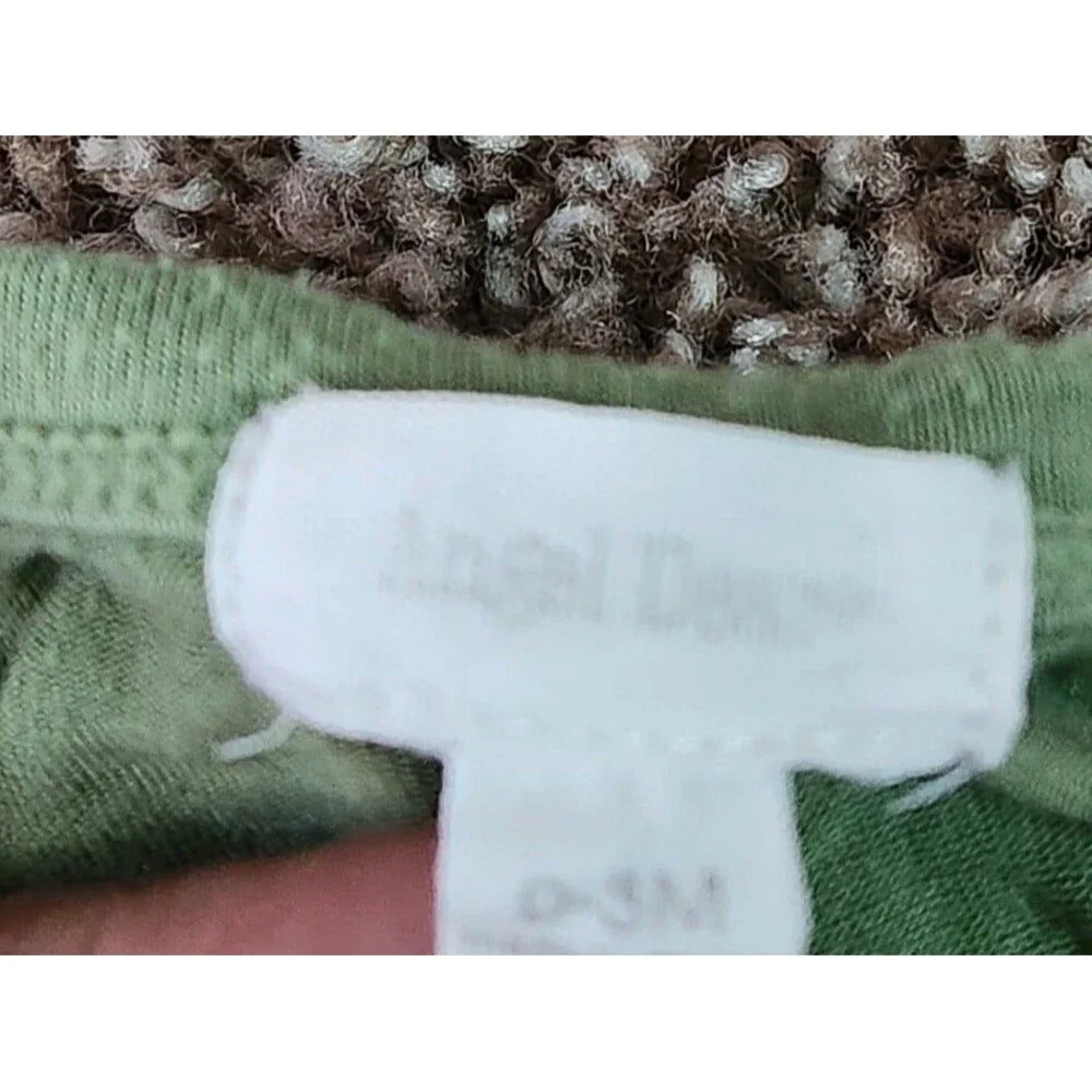 Angel dear bamboo gown size 0-3M- green